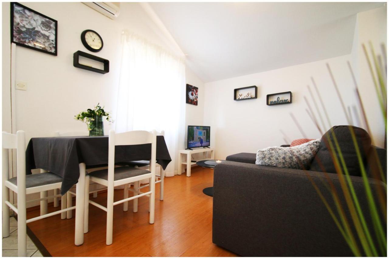 Studio Apartman Elena Primošten Kültér fotó
